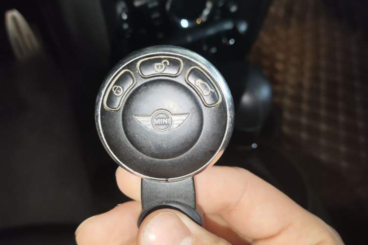 Used MINI Countryman  Vehicle Key
