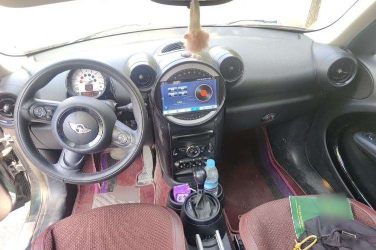 Used MINI Countryman 2013 1.6T COOPER ALL4 Fun Center Console