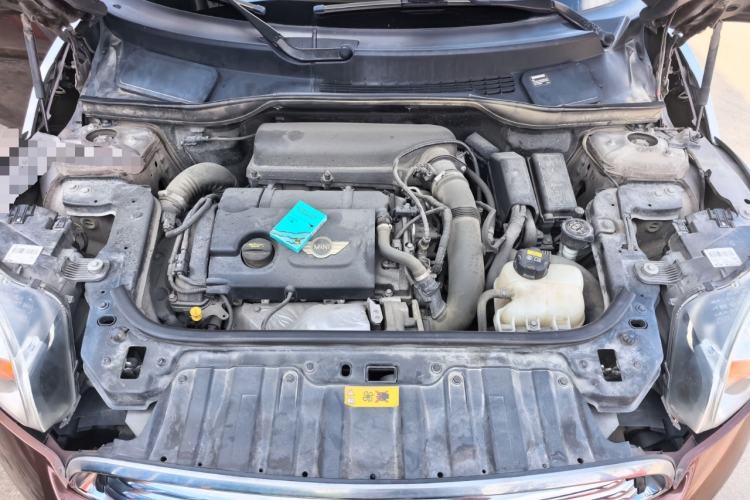 Used MINI Countryman 2013 1.6T COOPER ALL4 Fun Engine Bay