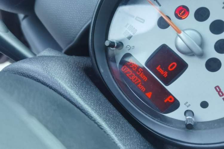 Used MINI Countryman 2013 1.6T COOPER ALL4 Fun Instrument Cluster