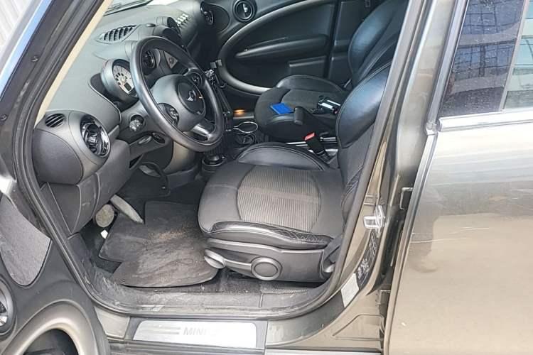 Used MINI Countryman 2013 1.6T COOPER ALL4 Excitement Left Front Seat