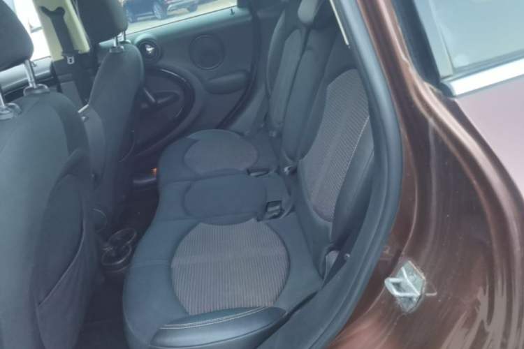 Used MINI Countryman 2013 1.6T COOPER ALL4 Fun Left Rear Seat