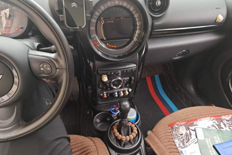 Used MINI Countryman 2013 1.6T COOPER ALL4 Excitement Audio And AC Panel