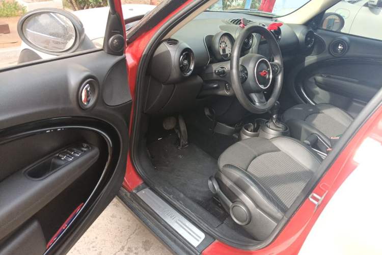 Used MINI Countryman 2013 1.6T COOPER ALL4 Fun Driver Seat