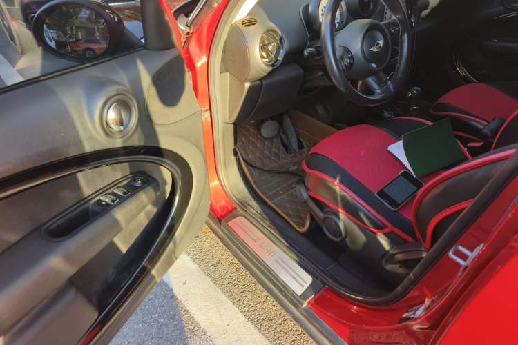 Used MINI Countryman 2013 1.6T COOPER ALL4 Fun Driver Seat