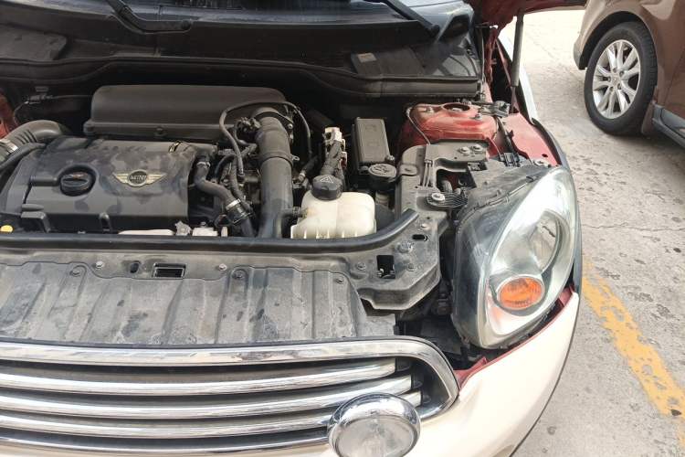 Used MINI Countryman 2013 1.6T COOPER ALL4 Fun Engine Bay Left