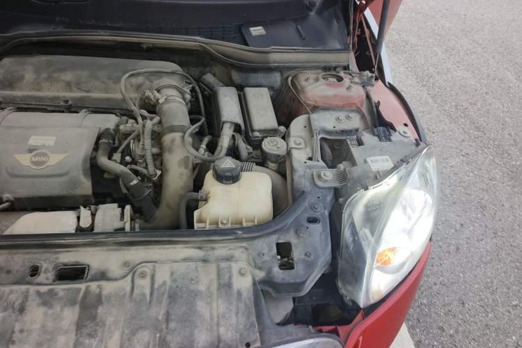 Used MINI Countryman 2013 1.6T COOPER ALL4 Fun Engine Bay Left