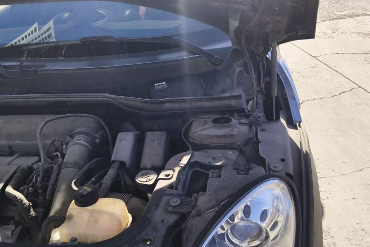 Used MINI Countryman 2013 1.6T COOPER S ALL4 Ski Edition Engine Bay Left