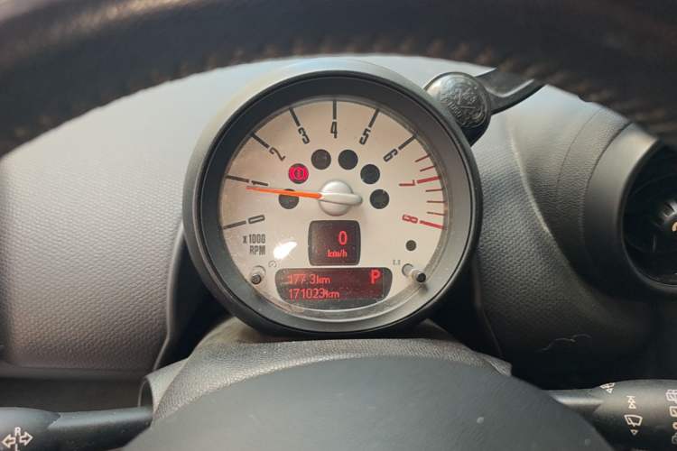 Used MINI Countryman 2013 1.6T COOPER ALL4 Fun Instrument Cluster