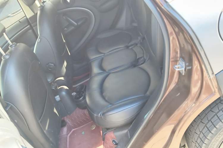 Used MINI Countryman 2013 1.6T COOPER S ALL4 Ski Edition Left Rear Seat