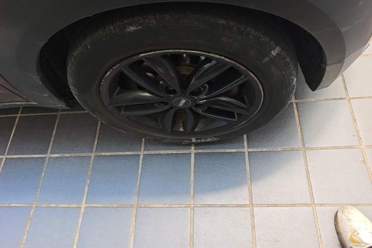 Used MINI Countryman 2013 1.6T COOPER ALL4 Fun Right Front Wheel Hub