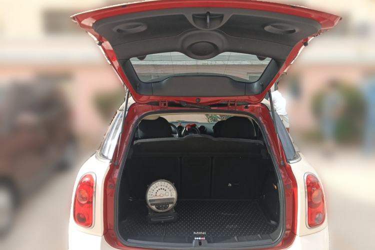 Used MINI Countryman 2013 1.6T COOPER ALL4 Fun Trunk
