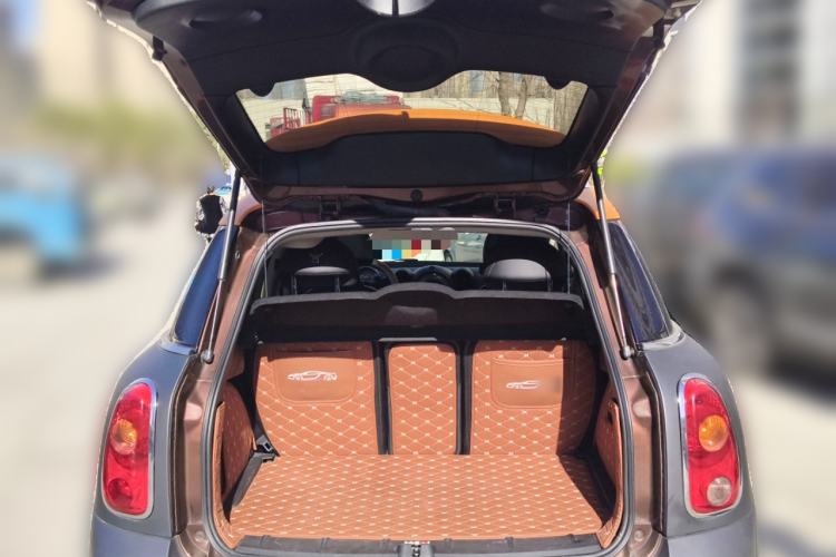 Used MINI Countryman 2013 1.6T COOPER S ALL4 Ski Edition Trunk