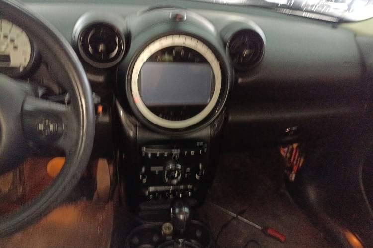 Used MINI Countryman 2013 1.6T COOPER ALL4 Fun Audio And AC Panel
