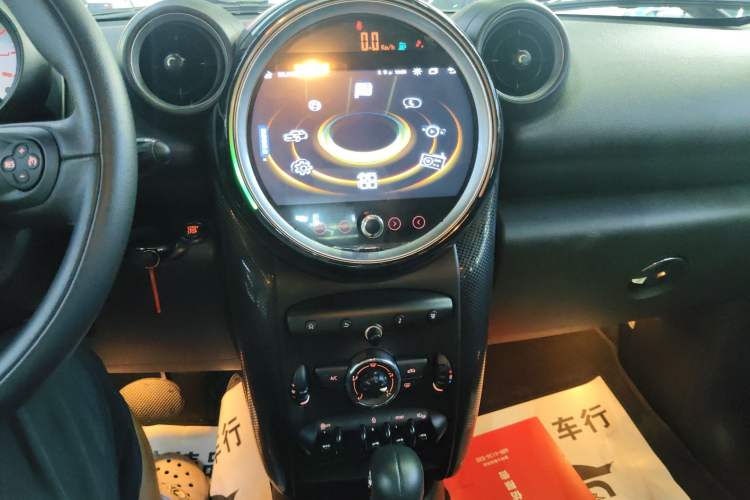 Used MINI Countryman 2013 1.6T COOPER ALL4 Fun Audio And AC Panel