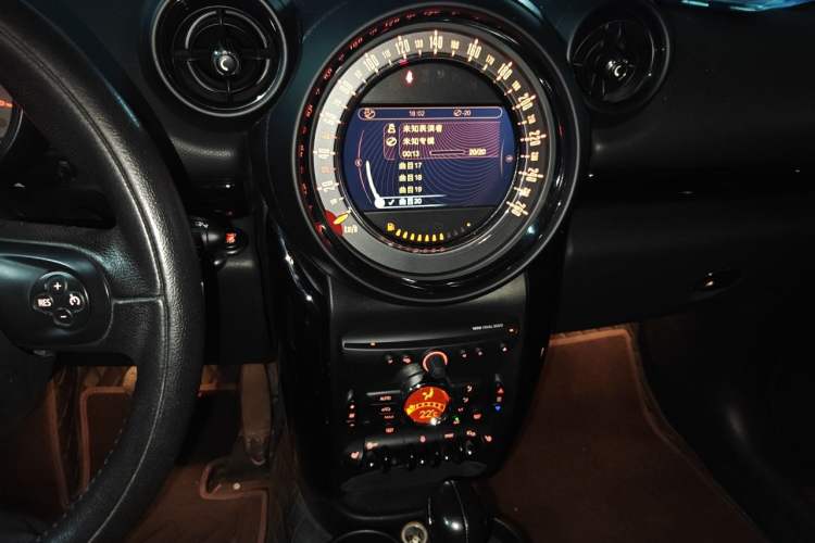 Used MINI Countryman 2013 1.6T COOPER ALL4 Excitement Audio And AC Panel