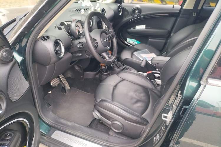 Used MINI Countryman 2013 1.6T COOPER S ALL4 Ski Edition Driver Seat