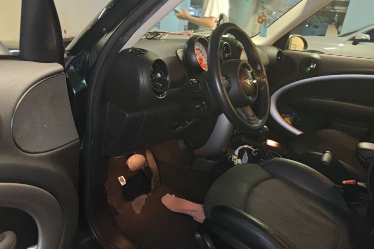 Used MINI Countryman 2013 1.6T COOPER ALL4 Fun Driver Seat