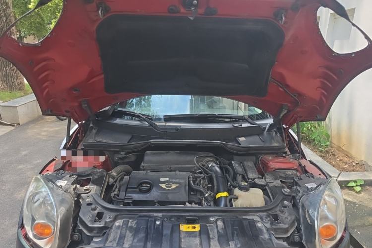 Used MINI Countryman 2013 1.6T COOPER ALL4 Fun Engine Bay