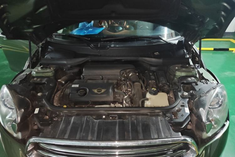 Used MINI Countryman 2013 1.6T COOPER ALL4 Excitement Engine Bay