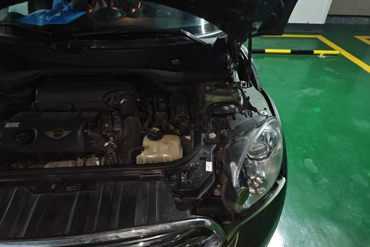 Used MINI Countryman 2013 1.6T COOPER ALL4 Excitement Engine Bay Left