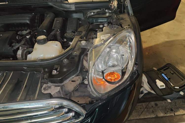 Used MINI Countryman 2013 1.6T COOPER ALL4 Fun Engine Bay Left