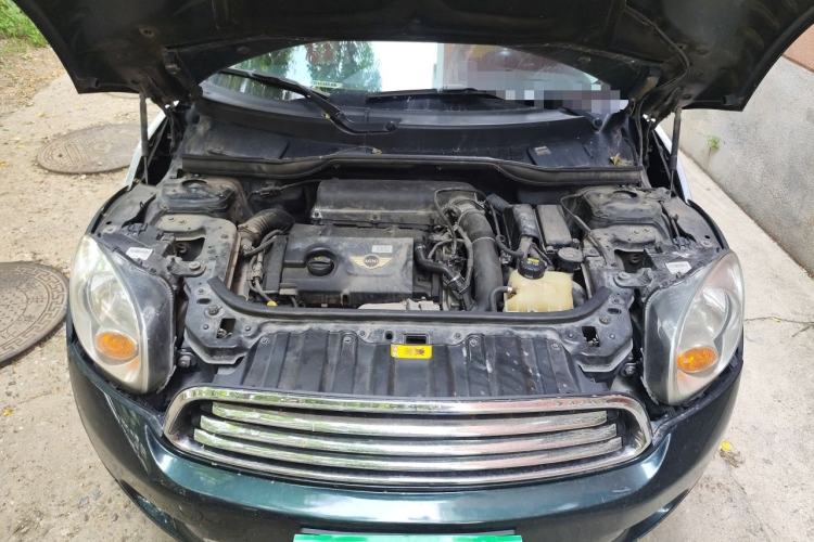 Used MINI Countryman 2013 1.6T COOPER ALL4 Fun Engine Bay