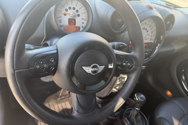 Used MINI Countryman 2013 1.6T COOPER ALL4 Fun Instrument Cluster
