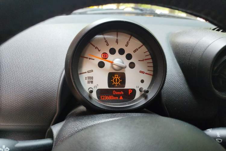 Used MINI Countryman 2013 1.6T COOPER ALL4 Fun Instrument Cluster