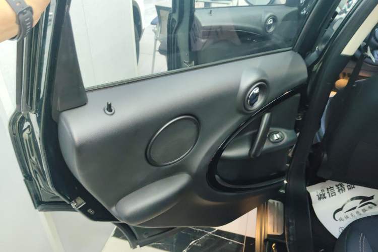 Used MINI Countryman 2013 1.6T COOPER ALL4 Fun Left Rear Door Interior