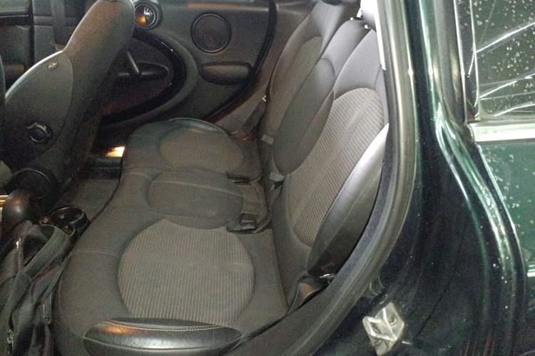 Used MINI Countryman 2013 1.6T COOPER ALL4 Fun Left Rear Seat