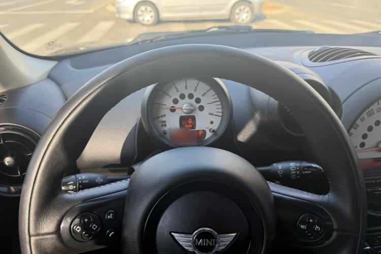Used MINI Countryman 2013 1.6T COOPER ALL4 Fun Steering Wheel