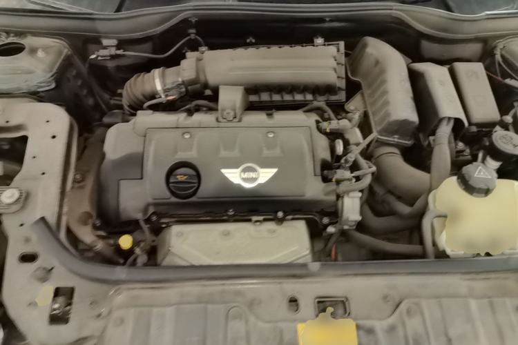 Used MINI Countryman 2013 1.6T COOPER ALL4 Fun Engine Bay