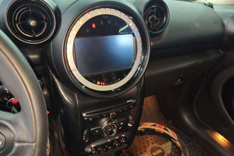 Used MINI Countryman 2013 1.6T COOPER ALL4 Fun Audio And AC Panel
