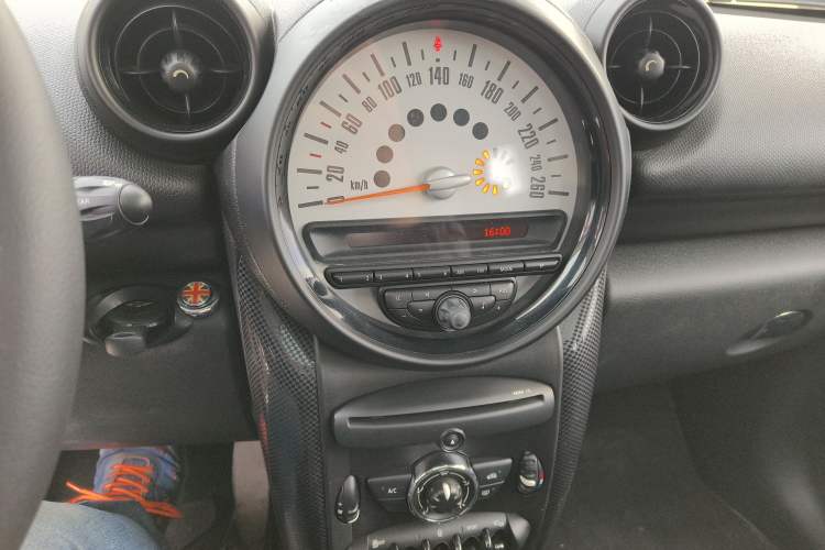 Used MINI Countryman 2013 1.6T COOPER ALL4 Fun Audio And AC Panel