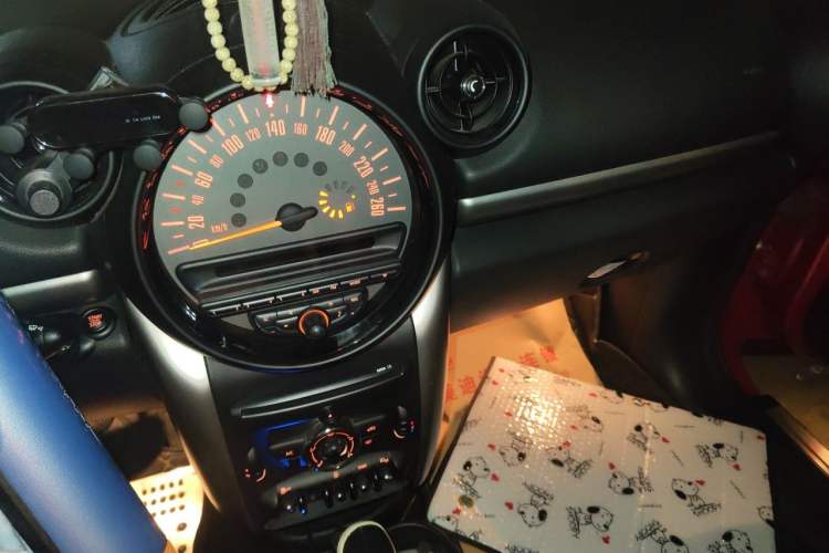 Used MINI Countryman 2013 1.6T COOPER ALL4 Fun Audio And AC Panel