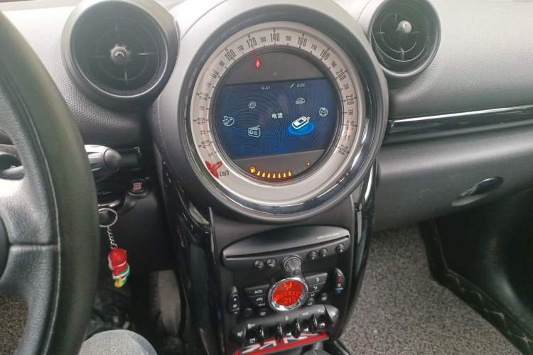Used MINI Countryman 2013 1.6T COOPER ALL4 Excitement Audio And AC Panel