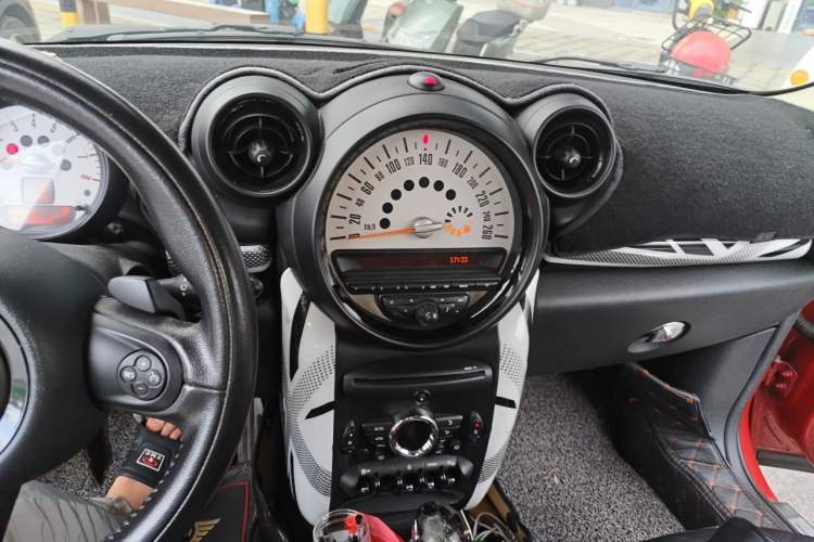 Used MINI Countryman 2013 1.6T COOPER ALL4 Fun Audio And AC Panel
