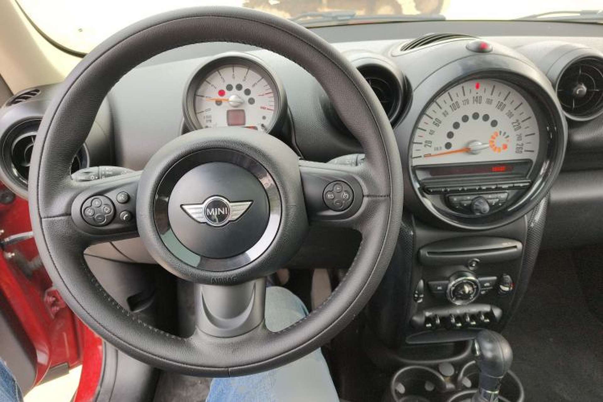 Used MINI Countryman 2013 1.6T COOPER ALL4 Fun Center Console