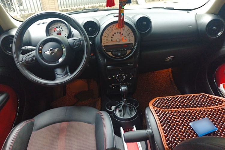 Used MINI Countryman 2013 1.6T COOPER ALL4 Fun Center Console