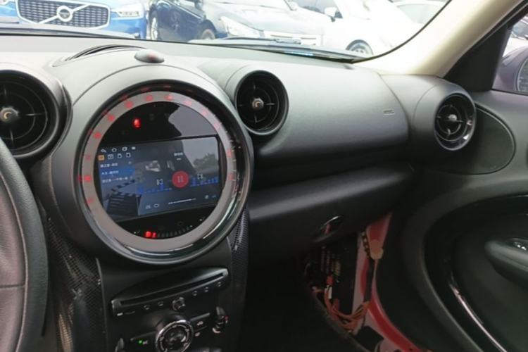 Used MINI Countryman 2013 1.6T COOPER ALL4 Fun Center Console