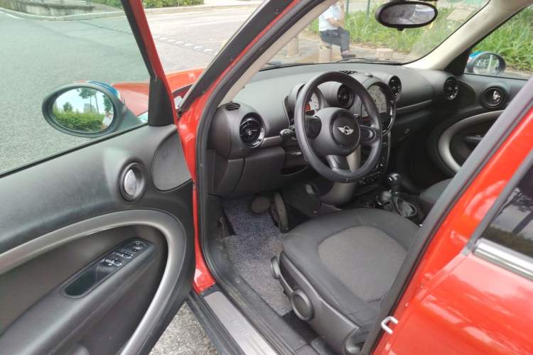 Used MINI Countryman 2013 1.6T COOPER ALL4 Fun Driver Seat