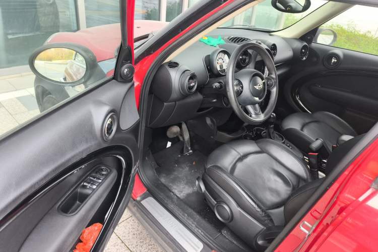 Used MINI Countryman 2013 1.6T COOPER ALL4 Excitement Driver Seat