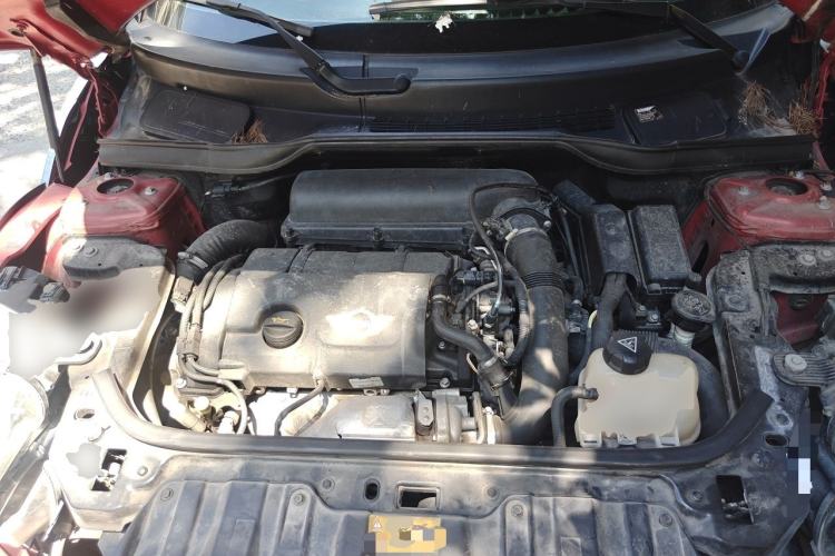 Used MINI Countryman 2013 1.6T COOPER ALL4 Excitement Engine Bay