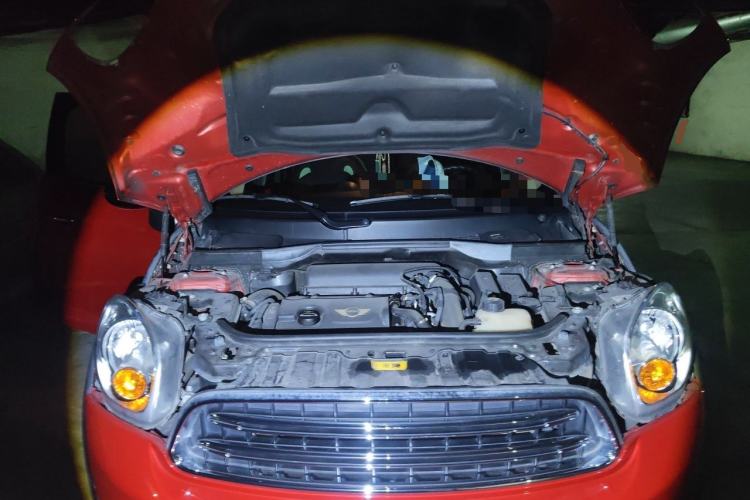 Used MINI Countryman 2013 1.6T COOPER ALL4 Fun Engine Bay