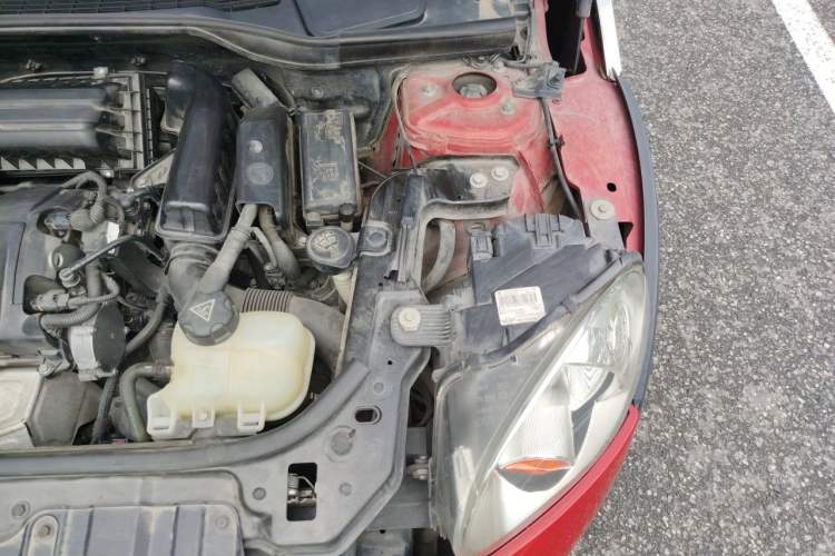 Used MINI Countryman 2013 1.6T COOPER ALL4 Fun Engine Bay Left