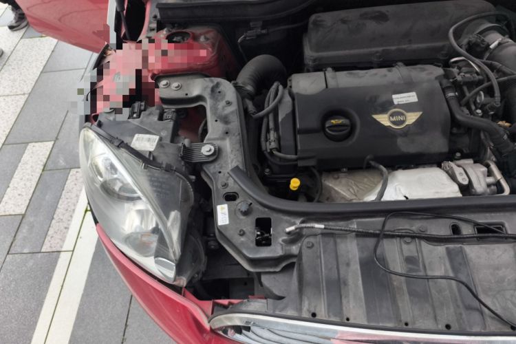 Used MINI Countryman 2013 1.6T COOPER ALL4 Excitement Engine Bay Right