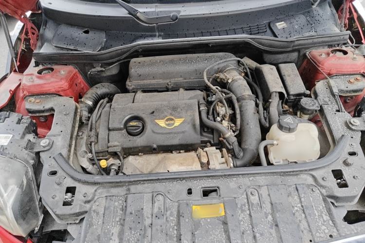Used MINI Countryman 2013 1.6T COOPER ALL4 Fun Engine Bay