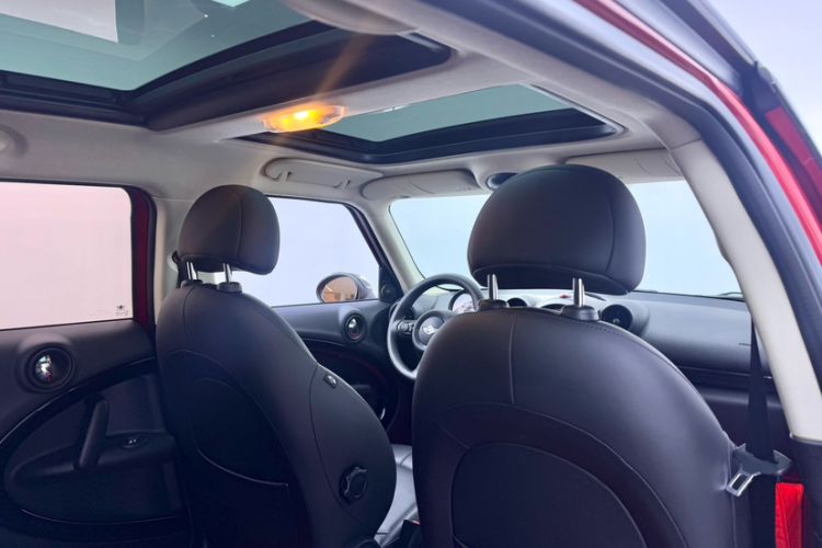 Used MINI Countryman 2013 1.6T COOPER ALL4 Excitement Headliner