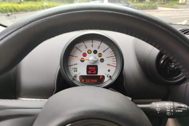 Used MINI Countryman 2013 1.6T COOPER ALL4 Fun Instrument Cluster